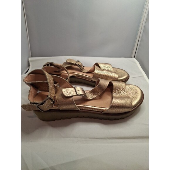 WONDERS Leather Wrap Around Ankle Women's Gold Sandals Size 37 (6.5) - Picture 9 of 10